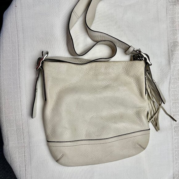 Vintage Coach Shoulder Bag (2004)- Ivory soft pebbled finish - EUC - Picture 2 of 4
